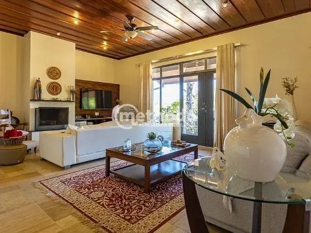 Casa com 793m² 3 quartos e 2 banheiros, à venda, no bairro Parque Nova Campinas em Campinas