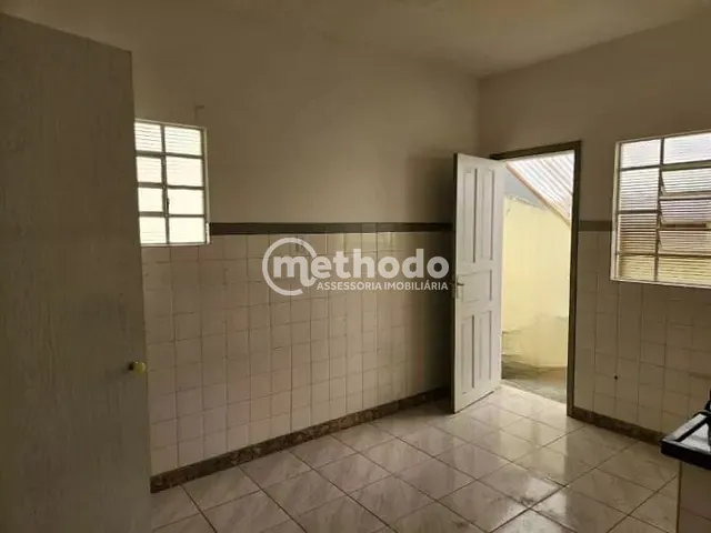 Casa com 250m² 2 quartos e 1 banheiro, à venda, no bairro Chácara da Barra em Campinas