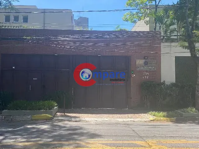 Casa com 456m² 4 quartos e 1 banheiro, à venda, no bairro VILA MORUMBI em Sao Paulo