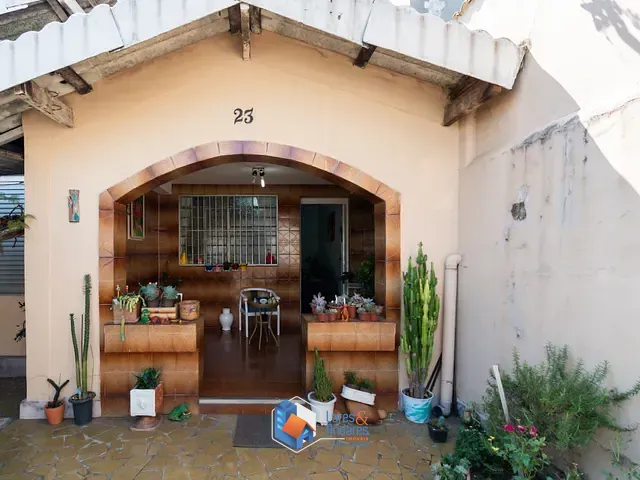 Casa com 400m² 3 quartos e 2 banheiros, à venda, no bairro Vila Moraes em São Paulo