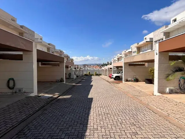 Casa com 130m² 3 quartos e 3 banheiros, para alugar, no bairro Jardim Pagliato em Sorocaba