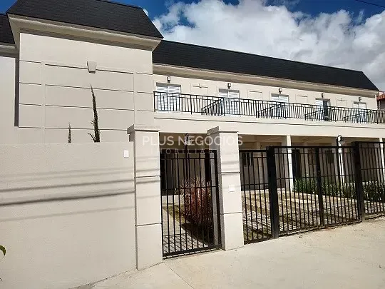 Casa, 2 quartos, 79 m² - Foto 1