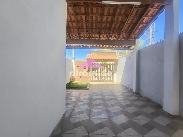 Casa com 120m² 2 quartos e 2 banheiros, à venda, no bairro Pontal de Santa Marina em Caraguatatuba