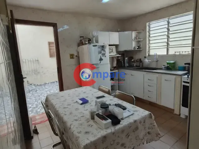 Casa com 200m² 2 quartos e 1 banheiro, à venda, no bairro Parque Santo Antônio em Guarulhos