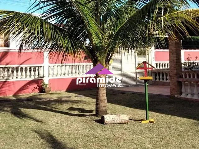 Casa com 710m² 4 quartos e 4 banheiros, à venda, no bairro Vila Balneário Santa Martha em Caraguatatuba