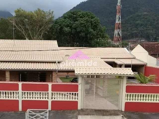 Casa com 710m² 4 quartos e 4 banheiros, à venda, no bairro Vila Balneário Santa Martha em Caraguatatuba