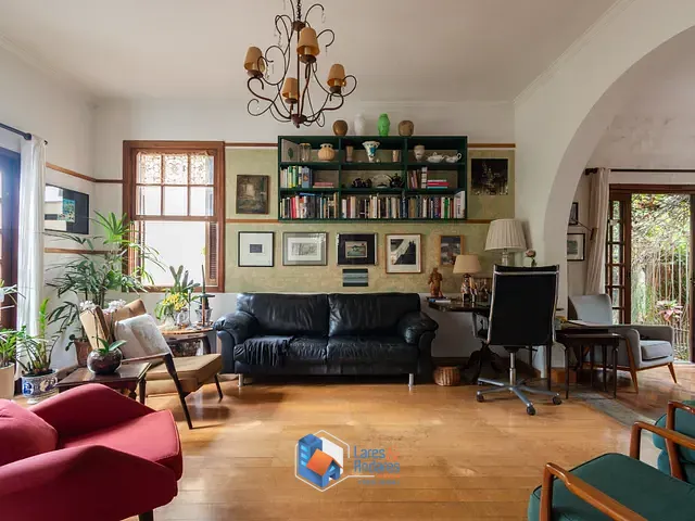 Casa com 400m² 5 quartos e 4 banheiros, à venda, no bairro Pacaembu em São Paulo