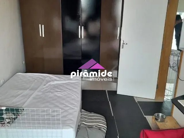 Casa com 170m² 2 quartos e 2 banheiros, à venda, no bairro Residencial Santa Paula em Jacareí