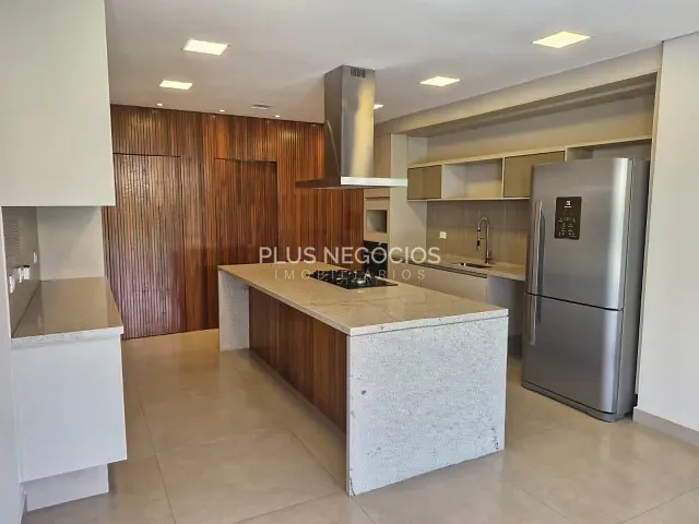 Casa 4 quartos e 6 banheiros, para alugar, no bairro Jardim Arco Verde em Araçoiaba da Serra
