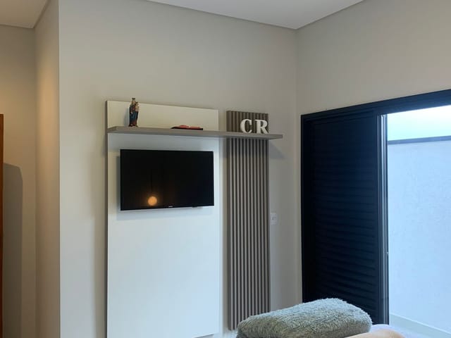 Casa com 275m² 3 quartos e 4 banheiros, à venda, no bairro Monte Belo em Taubaté