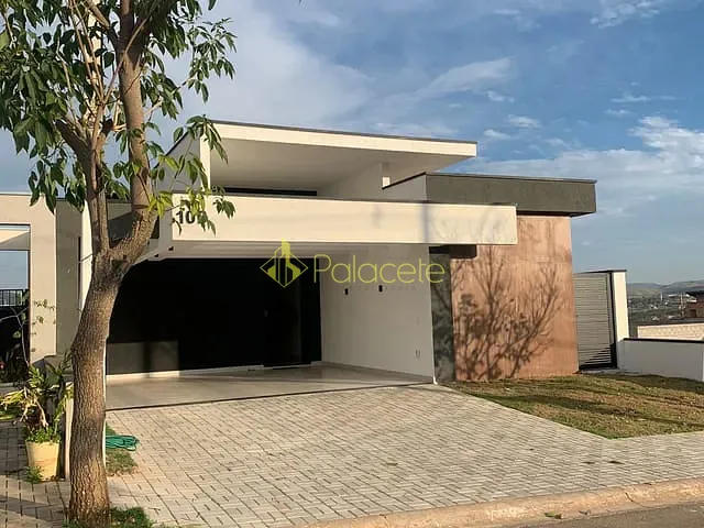 Casa com 275m² 3 quartos e 4 banheiros, à venda, no bairro Monte Belo em Taubaté