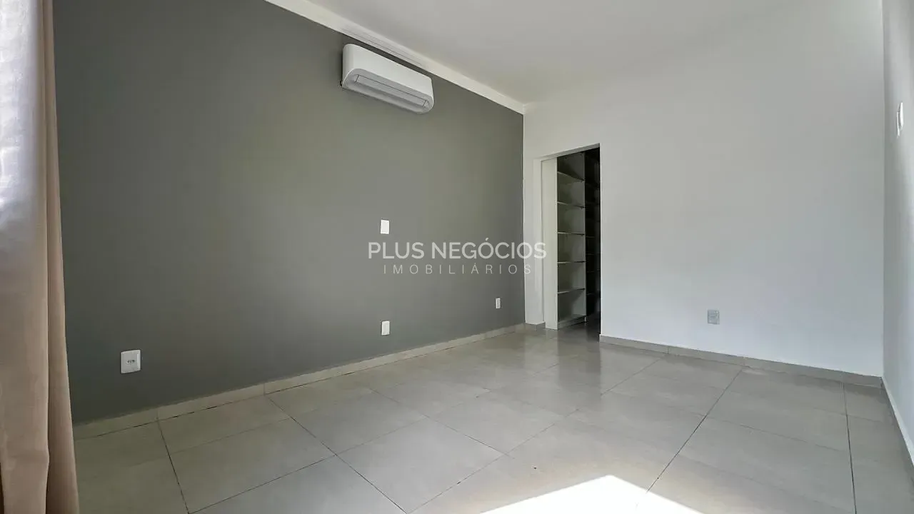 Casa, 3 quartos, 220 m² - Foto 13