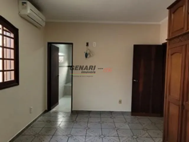 Casa com 322m² 4 quartos e 2 banheiros, à venda, no bairro Jardim Renata em Indaiatuba