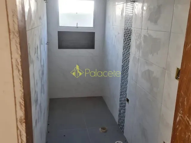 Casa com 300m² 2 quartos e 2 banheiros, à venda, no bairro Condomínio Terra do Vale em Caçapava