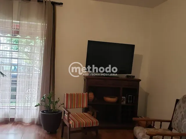 Casa com 269m² 3 quartos e 3 banheiros, à venda, no bairro Vila Marieta em Campinas