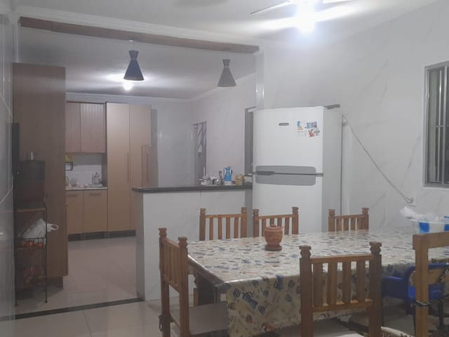 Casa com 288m² 5 quartos e 4 banheiros, à venda, no bairro Laerte Assunção em Pindamonhangaba