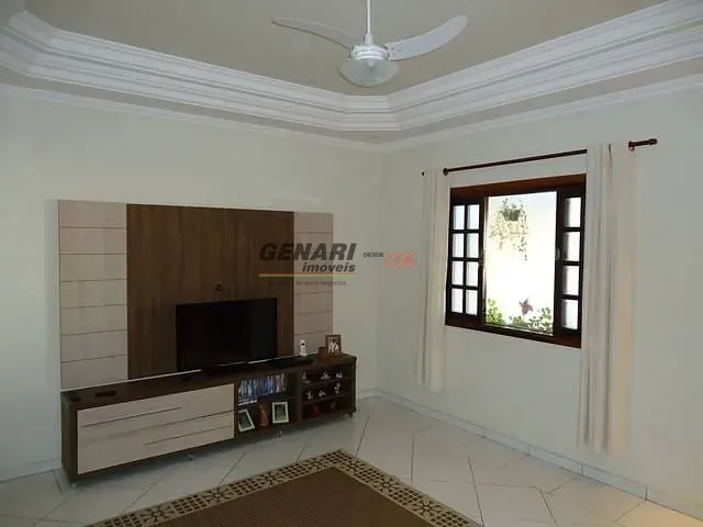 Casa com 150m² 3 quartos e 2 banheiros, à venda, no bairro Vila Homero em Indaiatuba