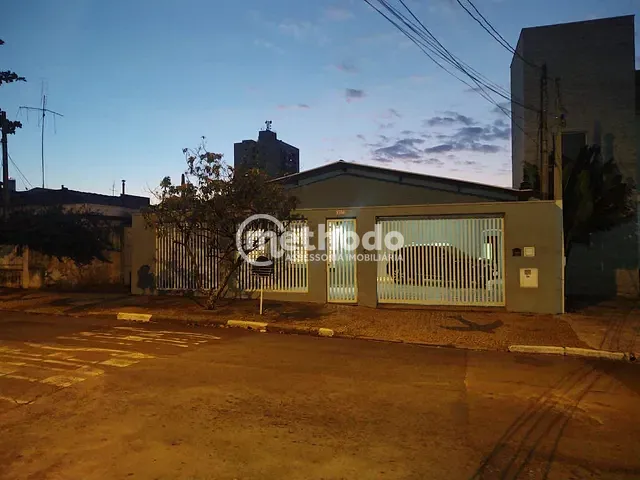 Casa com 262m² 3 quartos e 2 banheiros, à venda, no bairro Jardim Chapadão em Campinas