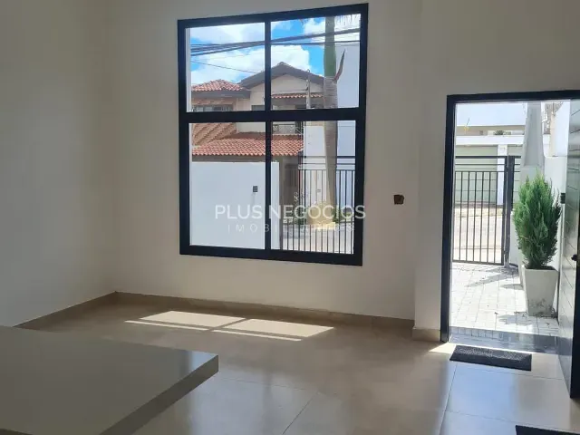 Casa 3 quartos e 2 banheiros, à venda, no bairro Vila São Caetano em Sorocaba