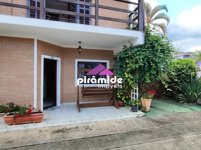 Casa com 140m² 3 quartos e 3 banheiros, à venda, no bairro Massaguaçu em Caraguatatuba