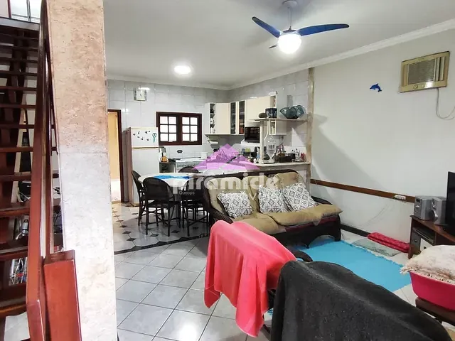 Casa com 140m² 3 quartos e 3 banheiros, à venda, no bairro Massaguaçu em Caraguatatuba