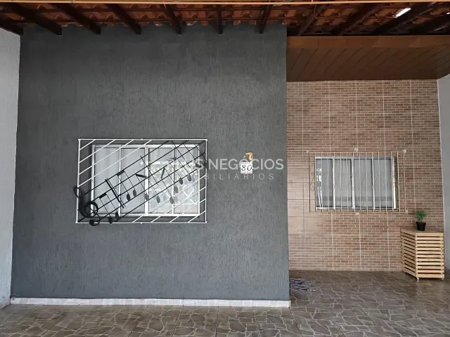 Casa com 150m² 2 quartos e 2 banheiros, à venda, no bairro Jardim Santa Paula II em Sorocaba