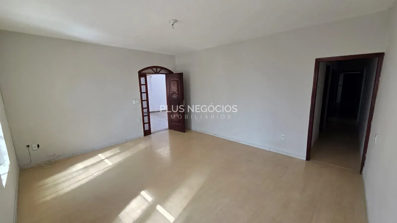 Casa, 4 quartos, 196 m² - Foto 4