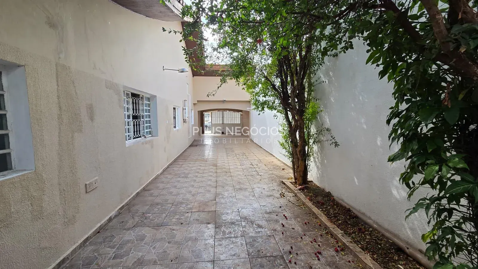 Casa, 4 quartos, 196 m² - Foto 35