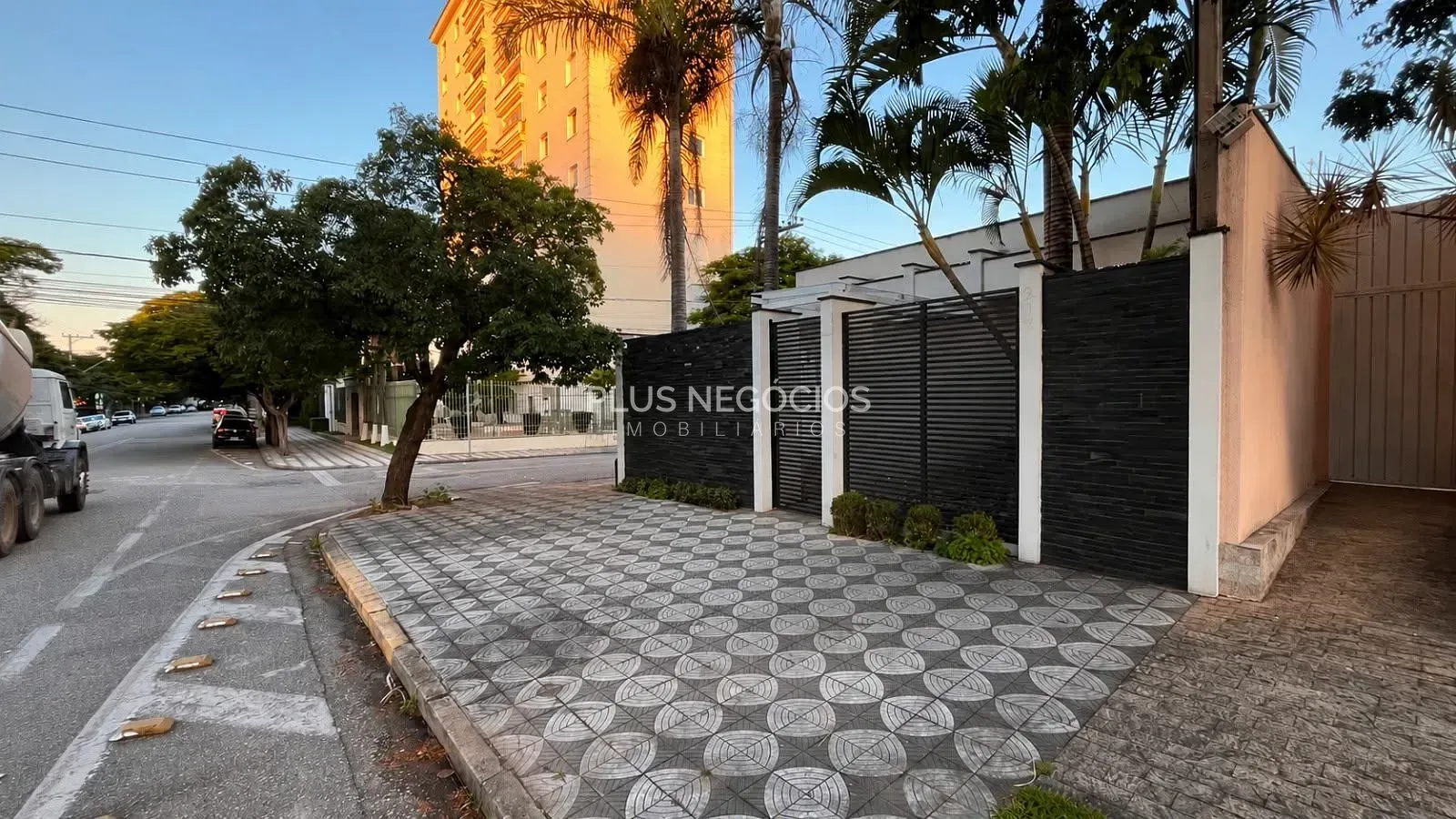 Casa, 1 quarto, 200 m² - Foto 1