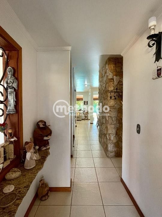 Casa, 4 quartos, 208 m² - Foto 3