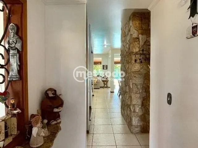Casa com 650m² 4 quartos e 3 banheiros, à venda, no bairro Sousas em Campinas