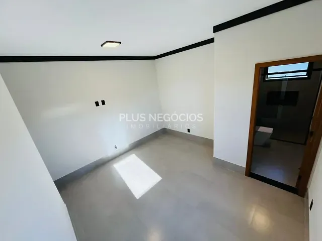 Casa com 250m² 3 quartos e 2 banheiros, à venda, no bairro Jardim M da Gloria em Araçoiaba da Serra