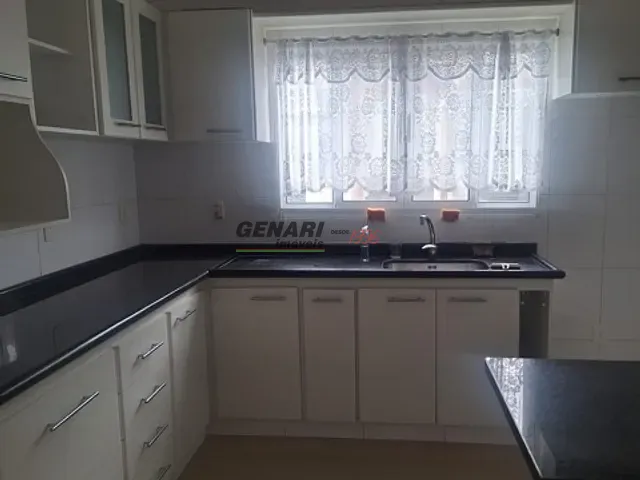Casa com 300m² 3 quartos e 3 banheiros, à venda, no bairro Jardim Portal dos Ipês em Indaiatuba