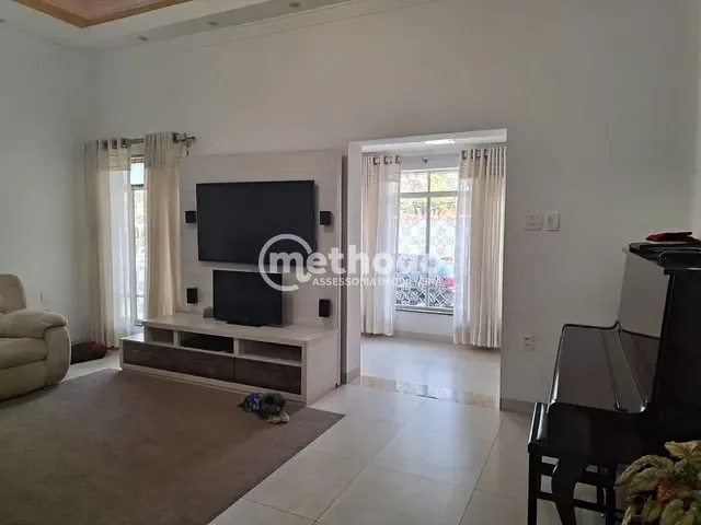 Casa com 550m² 3 quartos e 6 banheiros, à venda, no bairro Taquaral em Campinas
