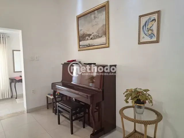 Casa com 550m² 3 quartos e 6 banheiros, à venda, no bairro Taquaral em Campinas