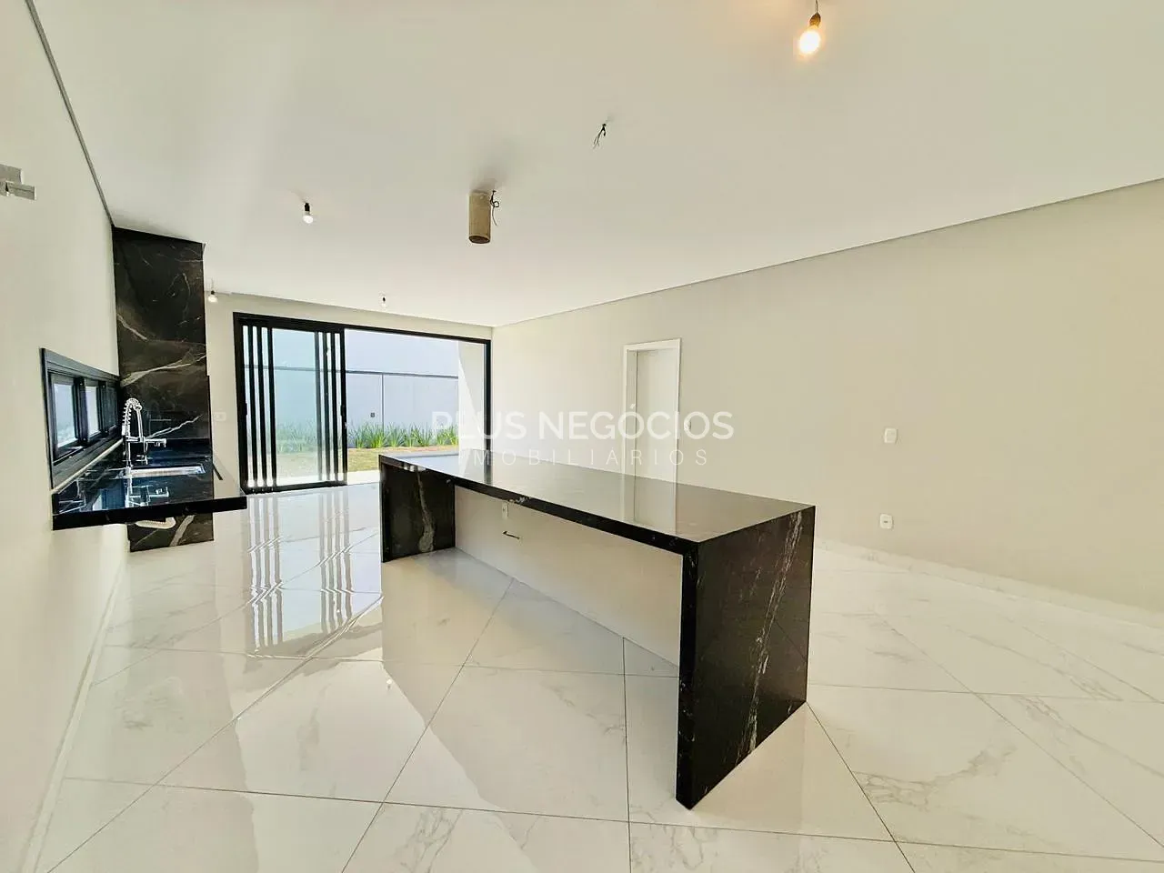 Casa, 3 quartos, 200 m² - Foto 3