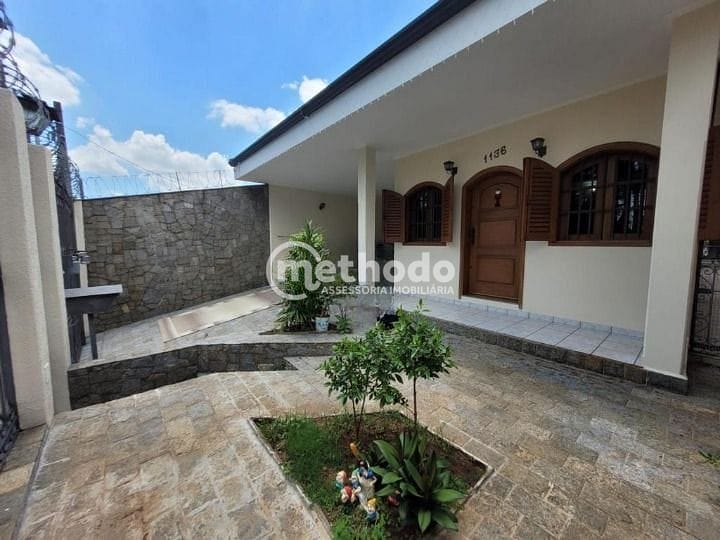 Casa, 3 quartos, 201 m² - Foto 1