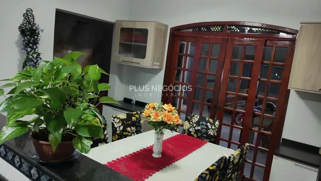 Casa, 3 quartos, 211 m² - Foto 8