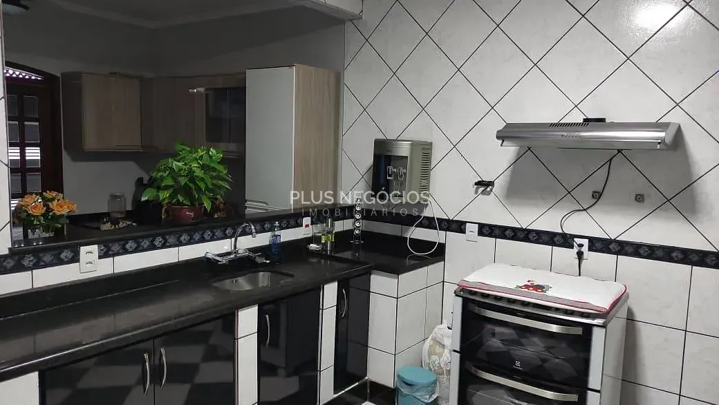 Casa, 3 quartos, 211 m² - Foto 11