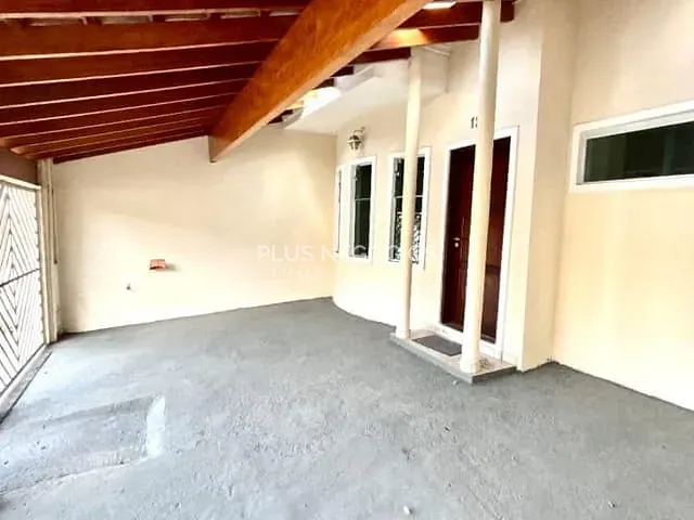 Casa 2 quartos e 1 banheiro, à venda, no bairro Wanel Ville em Sorocaba