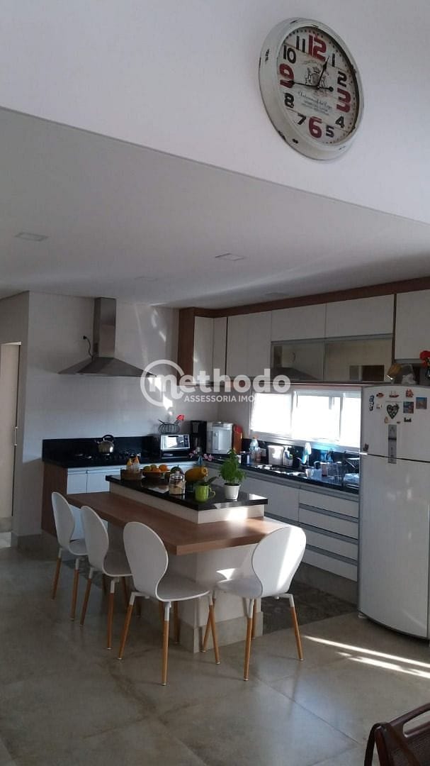 Casa, 3 quartos, 205 m² - Foto 26