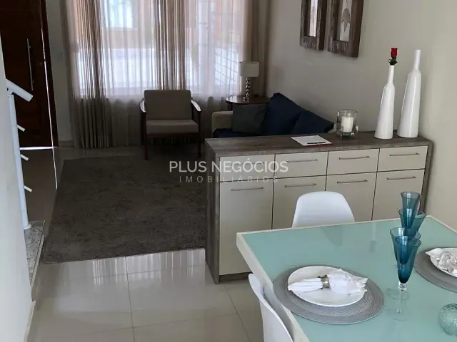 Casa 3 quartos e 2 banheiros, para alugar, no bairro Jardim São Carlos em Sorocaba