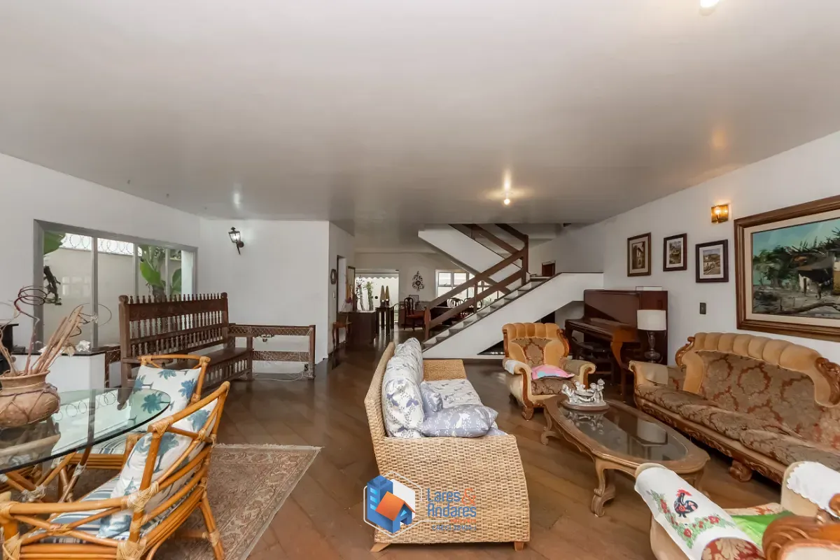 Casa, 3 quartos, 410 m² - Foto 1