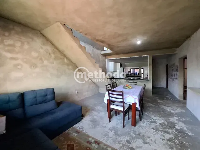Casa com 300m² 3 quartos e 2 banheiros, à venda, no bairro Jardim Baroneza em Campinas
