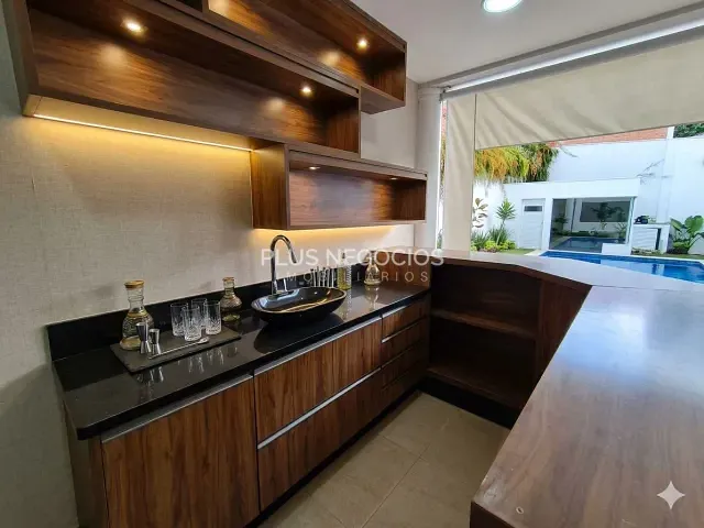 Casa com 510m² 4 quartos e 6 banheiros, para alugar, no bairro Itapeva em Votorantim