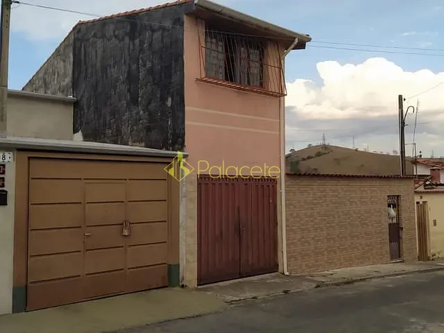 Casa com 500m² 2 quartos e 1 banheiro, à venda, no bairro Nova Guará em Guaratinguetá