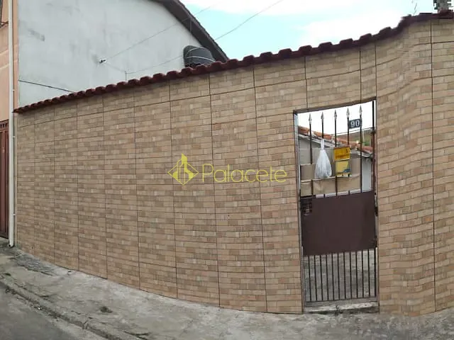 Casa com 500m² 2 quartos e 1 banheiro, à venda, no bairro Nova Guará em Guaratinguetá
