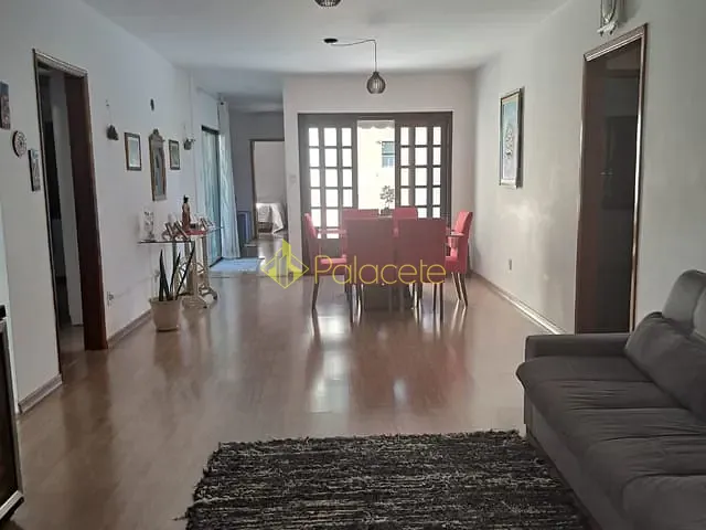 Casa com 300m² 4 quartos e 3 banheiros, à venda, no bairro Residencial Campo Belo em Pindamonhangaba