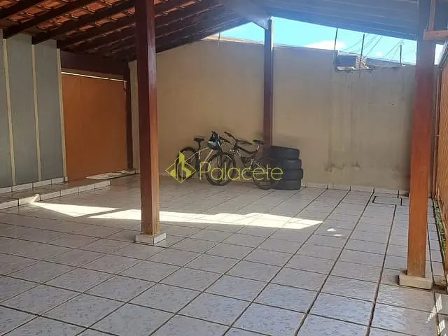 Casa com 300m² 4 quartos e 3 banheiros, à venda, no bairro Residencial Campo Belo em Pindamonhangaba