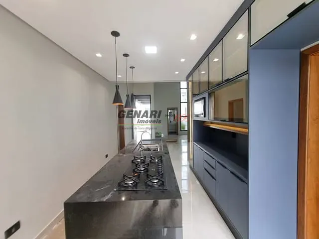 Casa com 200m² 3 quartos e 3 banheiros, à venda, no bairro Vila Rubens em Indaiatuba